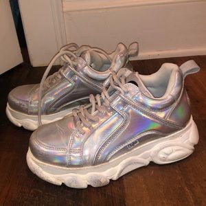 buffalo chunky iridescent sneakers